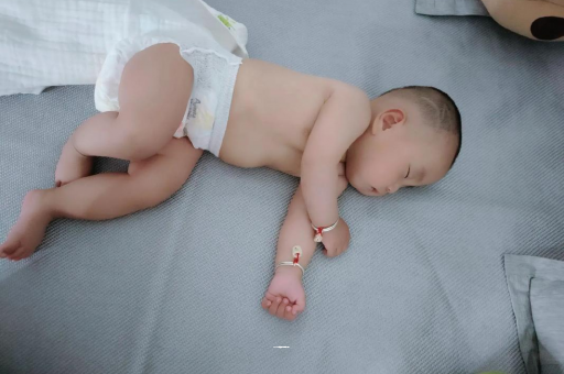 辽阳宝宝发烧可以喝牛奶吗